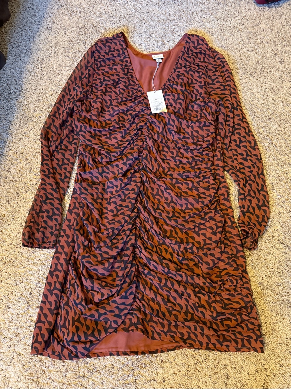 a new day Rust & Black Ruched V-Neck Long Sleeve Dress